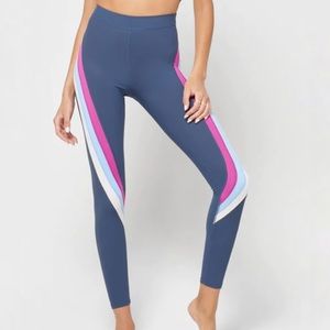 L*Space Leggings Chasing Rainbows Slate Grey Color w/ Pink Blue White Sz L NWT